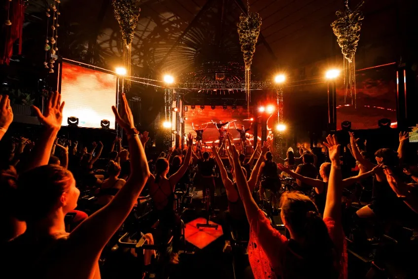 https://cdn.intickets.ru/sites/default/files/gallery_image/dc0d30ec-4c329862-e7f1fcfc.jpg