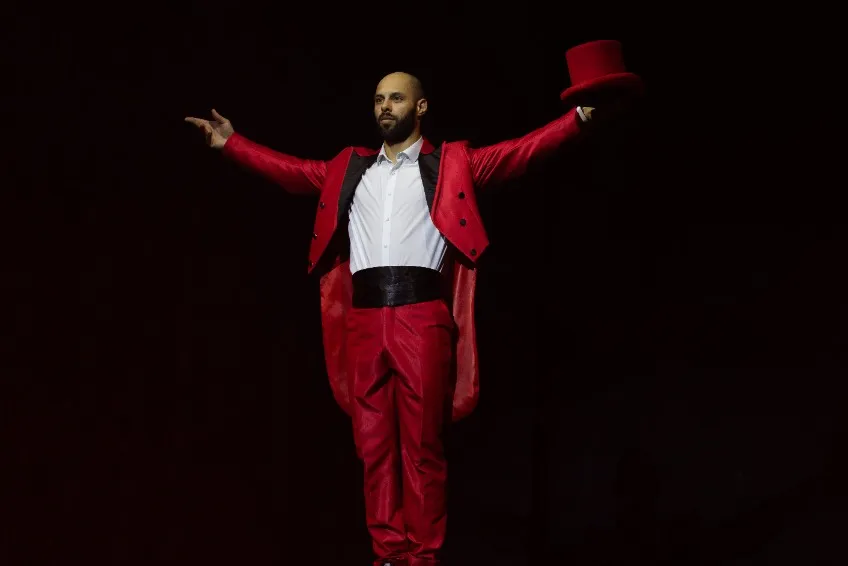 https://cdn.intickets.ru/sites/default/files/gallery_image/a64b5a46-4a2684d9-afabf2a6.jpg