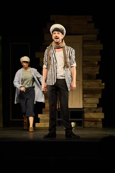 https://cdn.intickets.ru/sites/default/files/gallery_image/07fb7e0e-48c3b555-e8691177.jpg