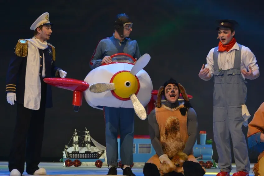 https://cdn.intickets.ru/sites/default/files/gallery_image/23960a2b-4b47901a-4ad99de9.jpg