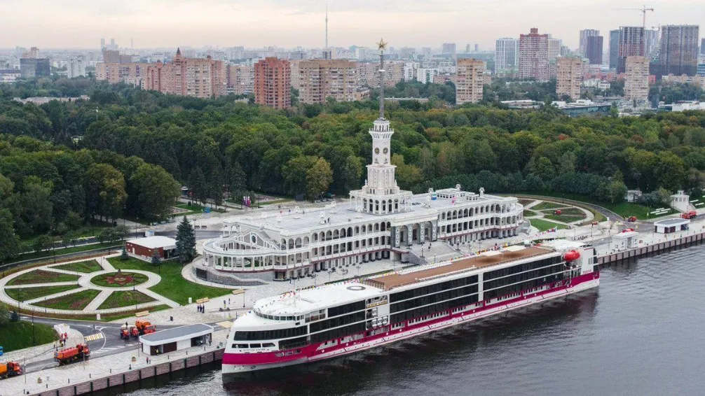 https://cdn.intickets.ru/sites/default/files/gallery_image/e7dd2de3-4acdad8e-6a3b0223.jpg