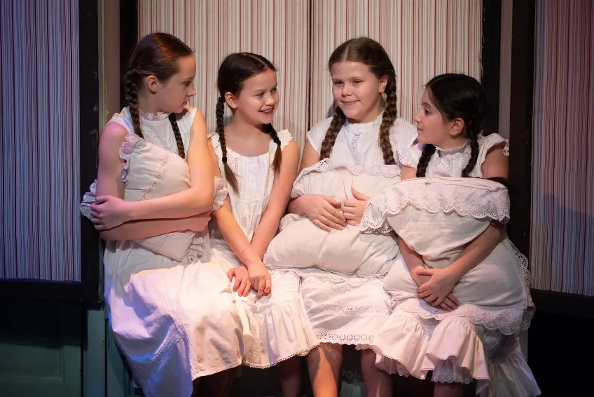 https://cdn.intickets.ru/sites/default/files/gallery_image/aaccb4ab-4aa7a553-1f0ad6ab.jpg