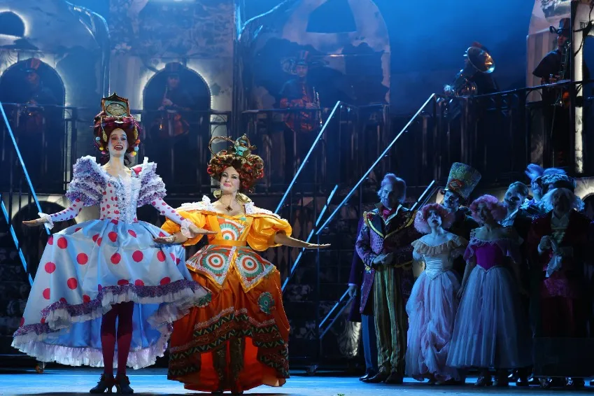 https://cdn.intickets.ru/sites/default/files/gallery_image/eade56a2-49b9b2b6-0ba3875e.jpg