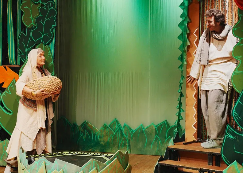 https://cdn.intickets.ru/sites/default/files/gallery_image/9a159904-438fbb76-1af10568.jpg