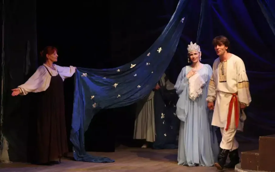https://cdn.intickets.ru/sites/default/files/gallery_image/a9573c27-4effbf93-41a45d08.jpg