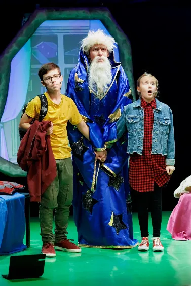 https://cdn.intickets.ru/sites/default/files/gallery_image/1ca8d992-40769302-411bcef0.jpg