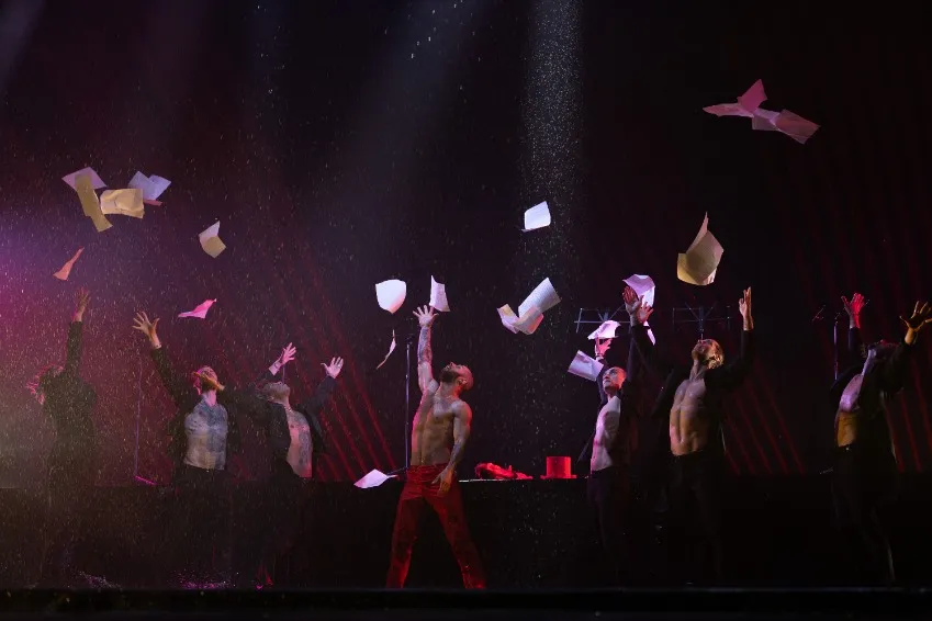 https://cdn.intickets.ru/sites/default/files/gallery_image/4fbd7800-424b8e98-1a4d2e35.jpg