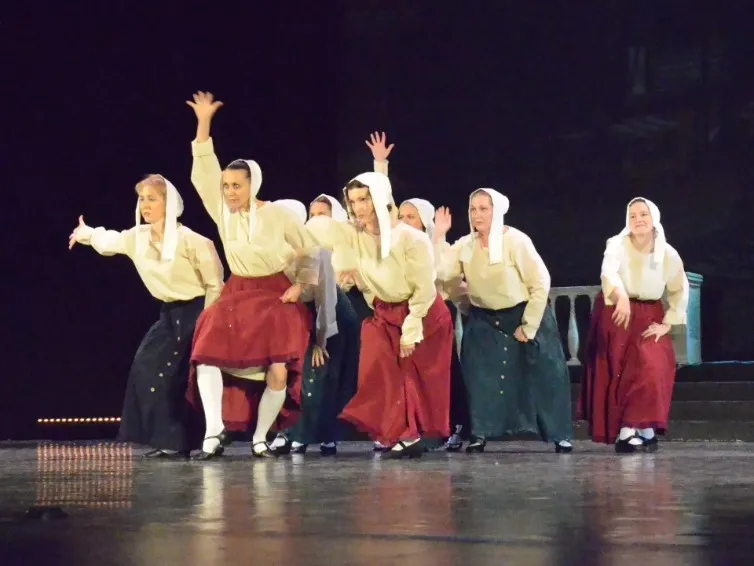 https://cdn.intickets.ru/sites/default/files/gallery_image/5782d645-44a786ee-8176e7eb.jpg