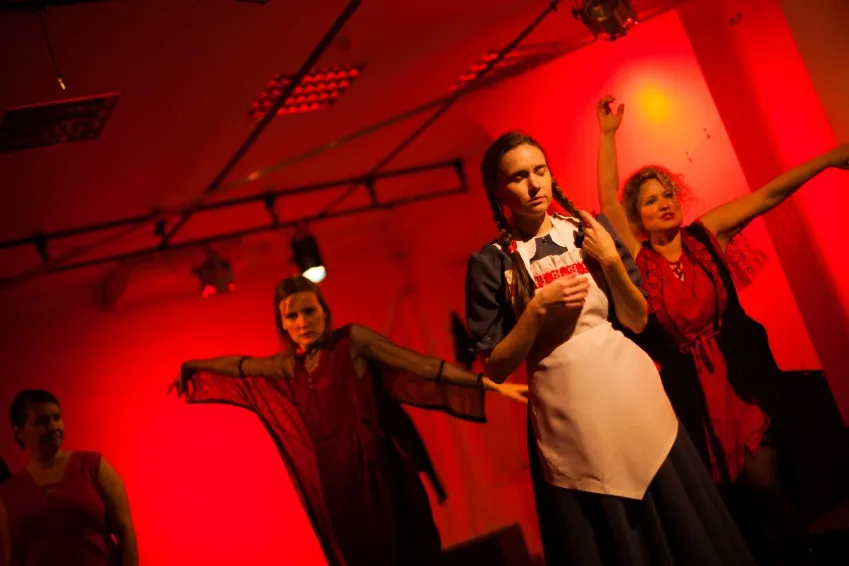 https://cdn.intickets.ru/sites/default/files/gallery_image/52866eee-4755aa38-50651c68.jpg