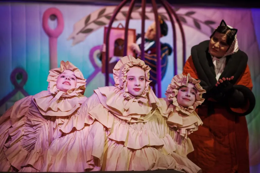 https://cdn.intickets.ru/sites/default/files/gallery_image/e03769a9-423bb3f3-2e315490.jpg