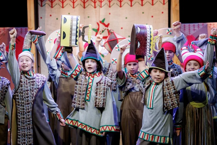 https://cdn.intickets.ru/sites/default/files/gallery_image/81e4bdb2-46e4a739-ec5c840c.jpg
