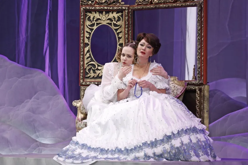 https://cdn.intickets.ru/sites/default/files/gallery_image/ed5cdd86-48c6a6f2-ed5c396b.jpg