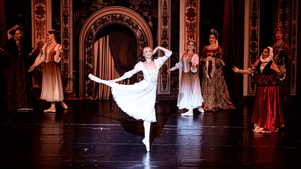 https://cdn.intickets.ru/sites/default/files/gallery_image/c8df2498-463ba0b1-5897899d.png