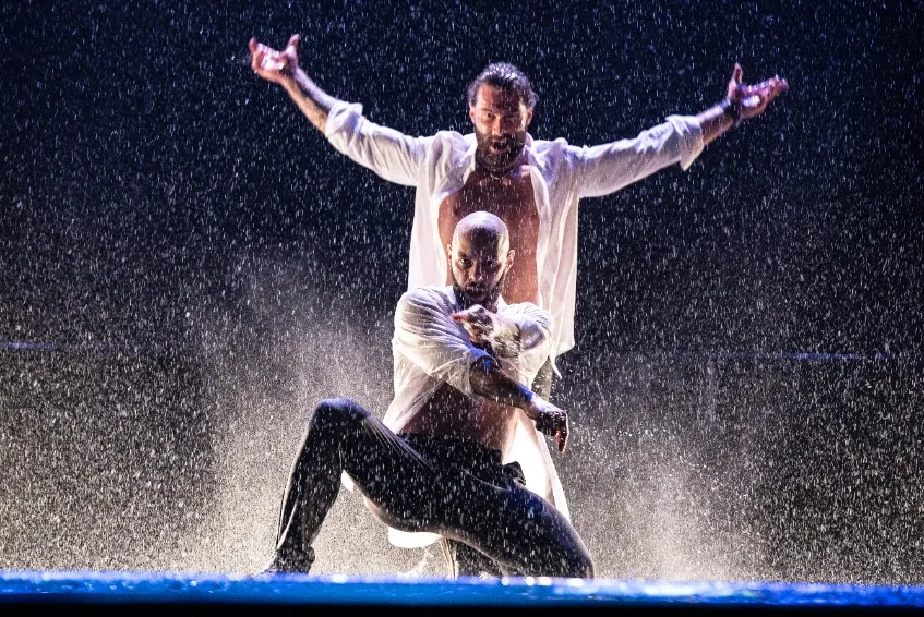 https://cdn.intickets.ru/sites/default/files/gallery_image/f7087ec3-42599090-4ee4d804.jpg