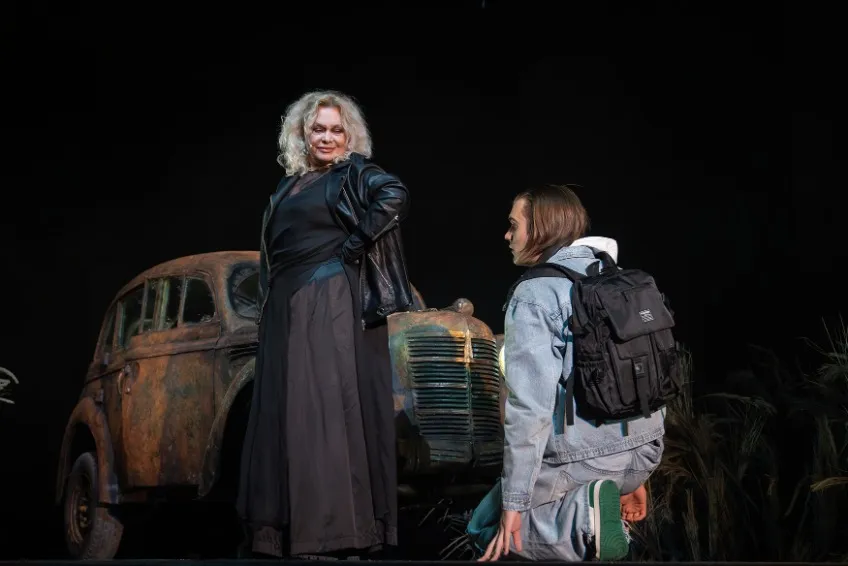 https://cdn.intickets.ru/sites/default/files/gallery_image/1558fdae-4f5ab8c0-b967a945.jpg