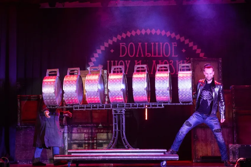 https://cdn.intickets.ru/sites/default/files/gallery_image/c31ce3a1-482cbecd-9e097365.jpg