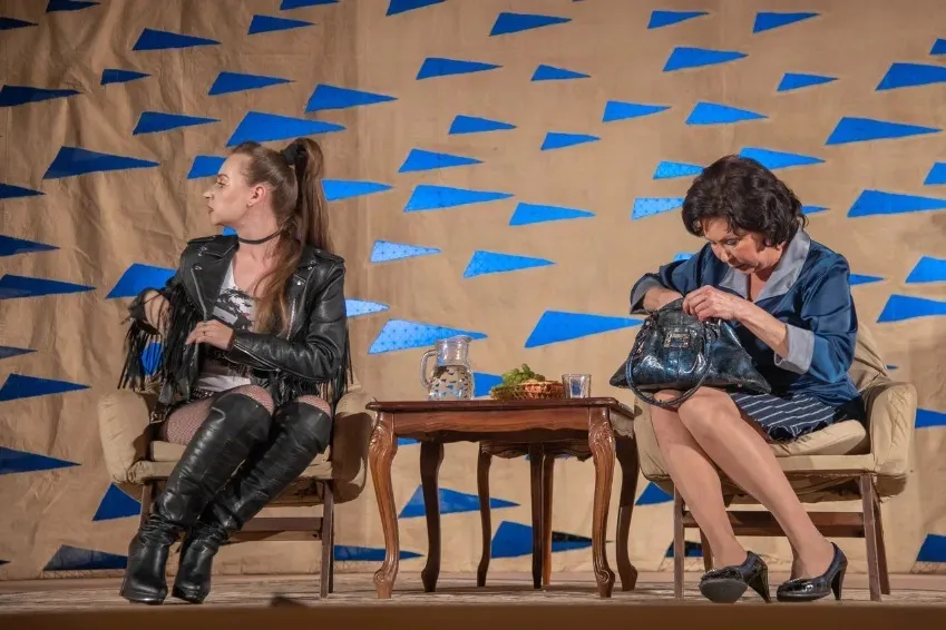 https://cdn.intickets.ru/sites/default/files/gallery_image/239242e6-46c0b1b9-b1425e4f.jpg
