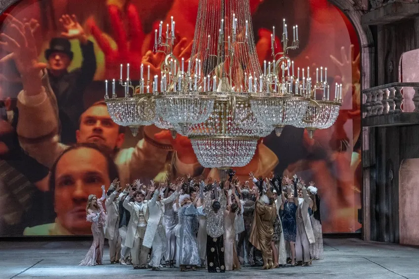 https://cdn.intickets.ru/sites/default/files/gallery_image/cb875159-470eab11-c3e0c01d.jpg