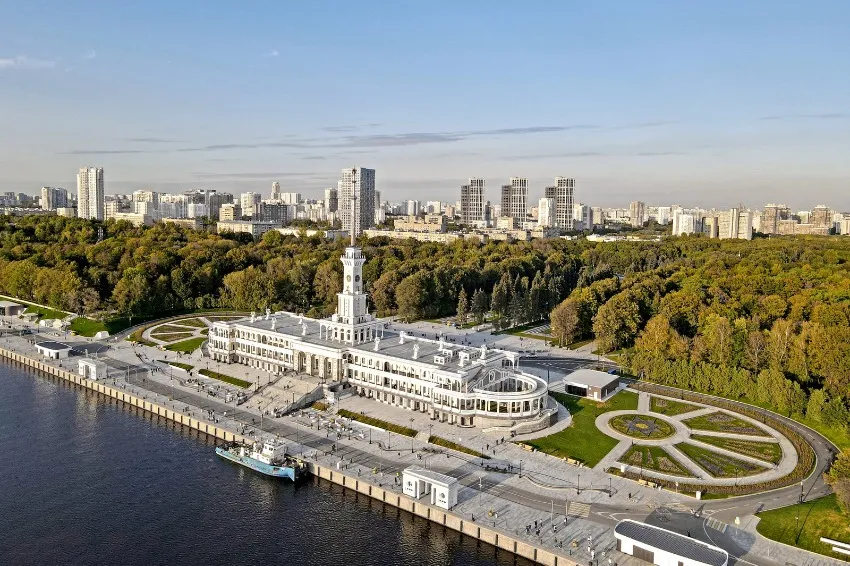 https://cdn.intickets.ru/sites/default/files/gallery_image/7f6e7399-4857b724-33a33548.jpg