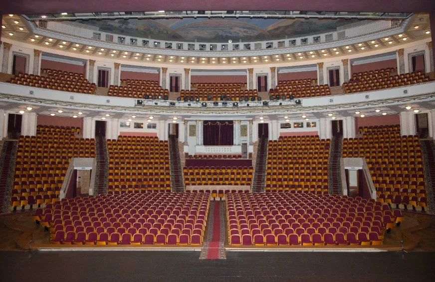 https://cdn.intickets.ru/sites/default/files/gallery_image/6442aa3a-49dbb67b-91568051.jpg