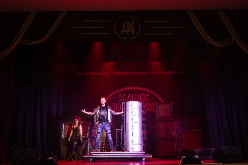 https://cdn.intickets.ru/sites/default/files/gallery_image/7dd2e632-4cb18844-b0377e70.jpg
