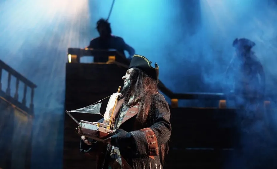 https://cdn.intickets.ru/sites/default/files/gallery_image/597a8d58-470e8123-9052dda8.jpg