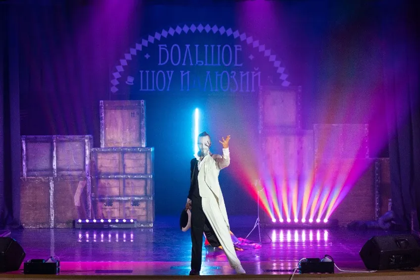 https://cdn.intickets.ru/sites/default/files/gallery_image/2597033d-4069a5d1-c7e639ac.jpg